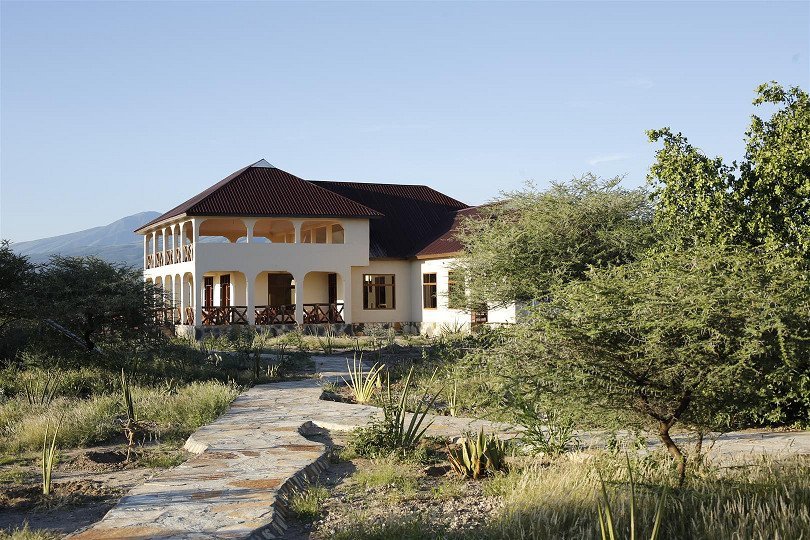 Lake Eyasi Safari Lodge